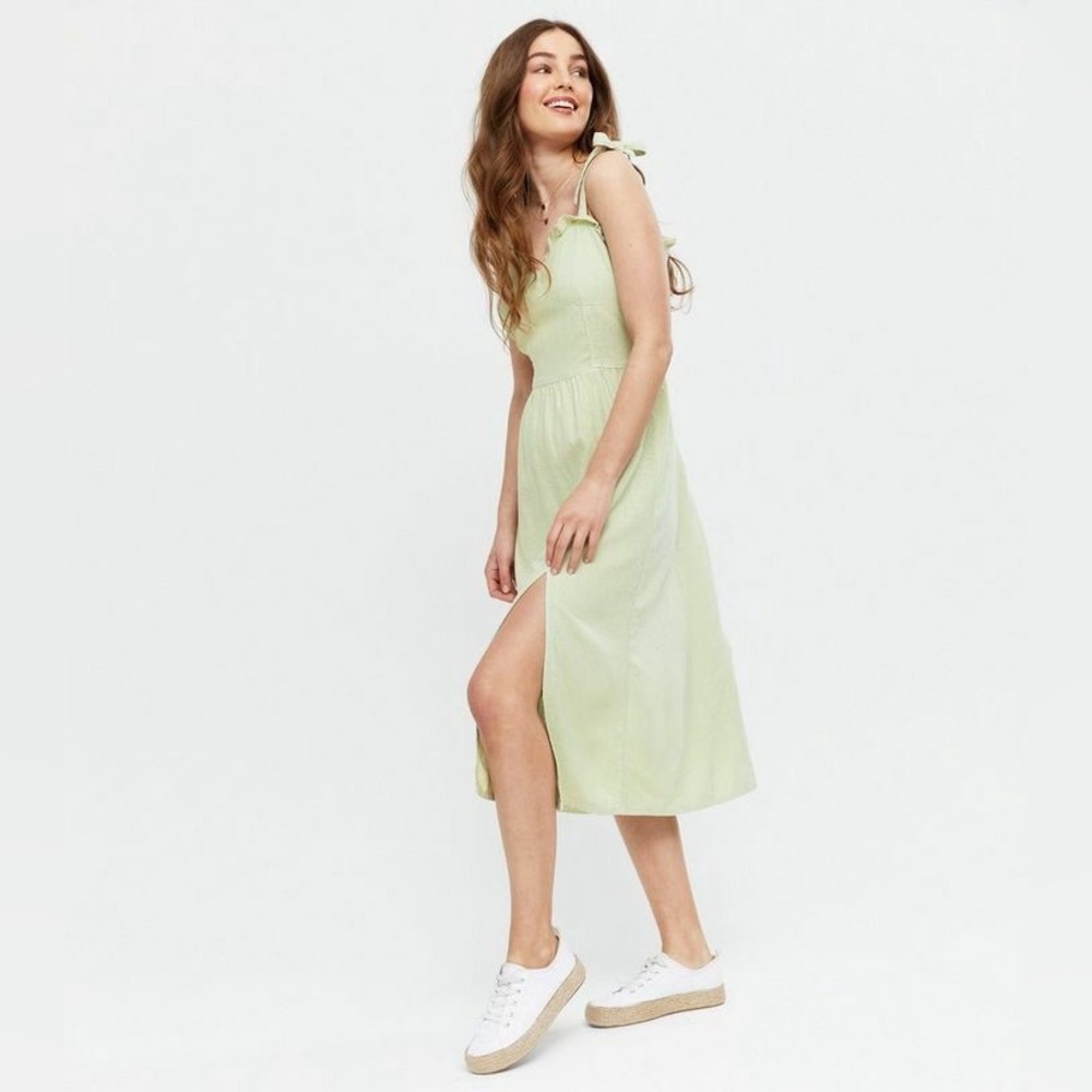 JAPNA | Linen Cottage Core Green Button-Down Maxi Dress